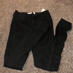 hollister high rise jeans